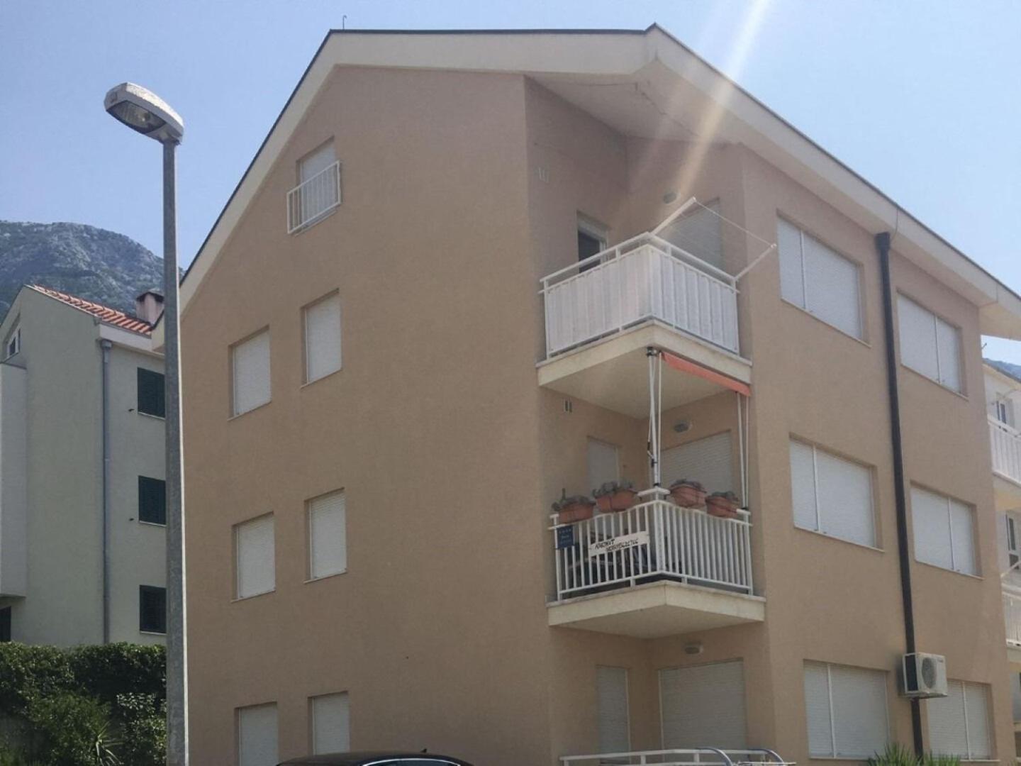 Apartment Zdrave - Free Parking Макарська Екстер'єр фото